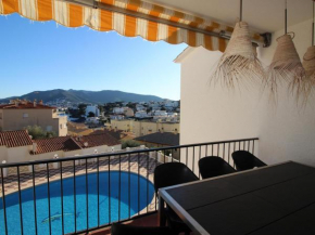 CABIONI 4 - Amplia casa adosada con piscina comunitaria abierta de junio a septiembre, situada a pocos metros de la playa de Grifeu - HISP-228-561
